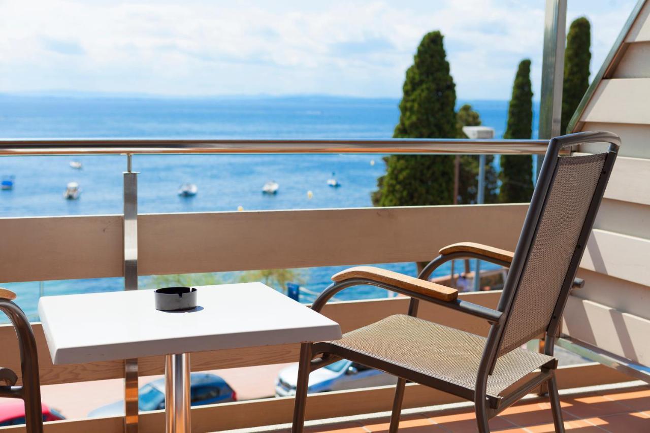 Canyelles Platja Roses Exterior photo